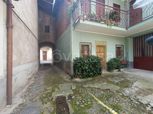 casa indipendente in vendita a Miagliano
