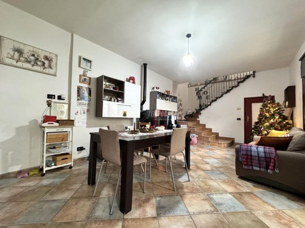 casa indipendente in vendita a Mongrando