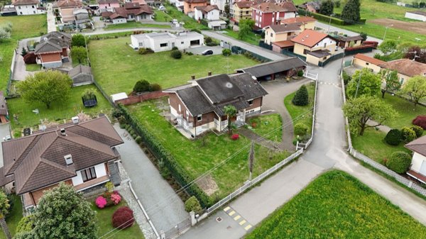 casa indipendente in vendita a Mongrando