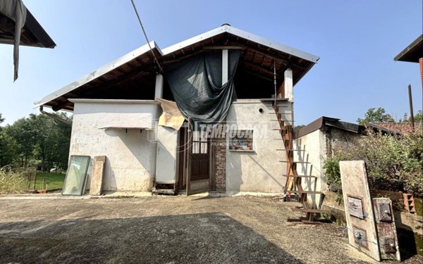 casa indipendente in vendita a Mongrando