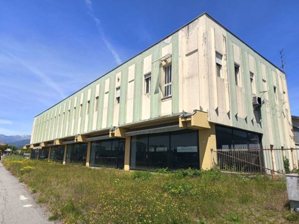 negozio in vendita a Mongrando