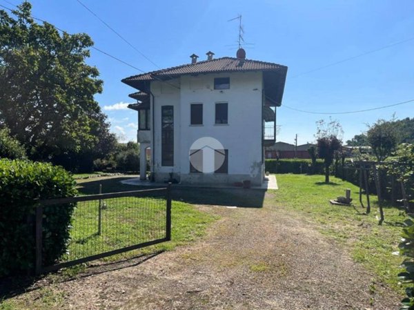casa indipendente in vendita a Mottalciata