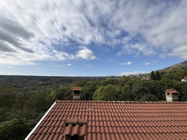 appartamento in vendita a Netro in zona Castellazzo