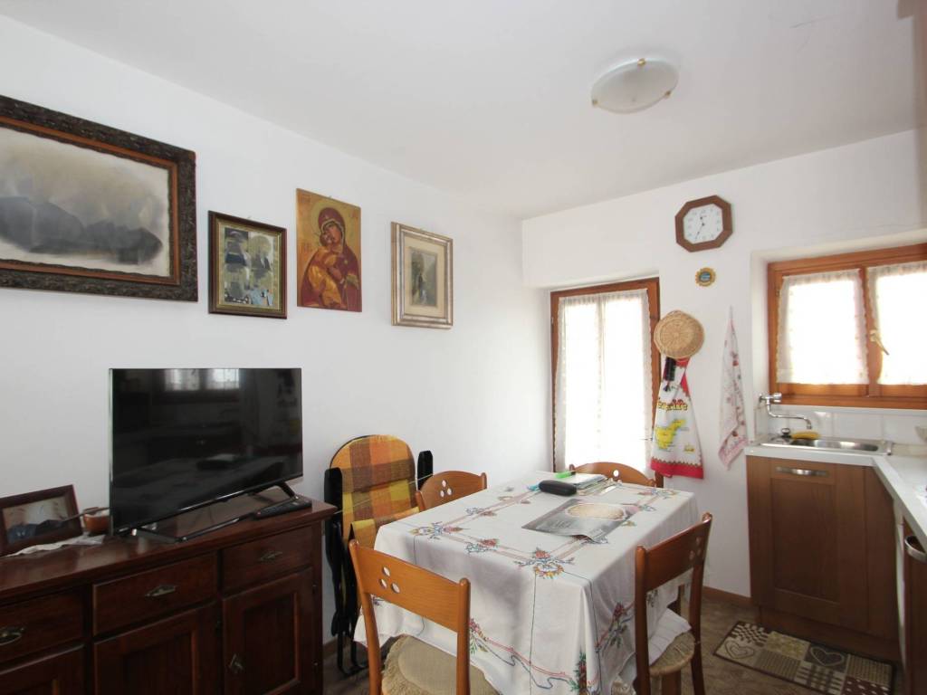 appartamento in vendita a Netro