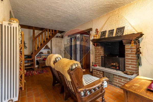 casale in vendita a Netro in zona Bossola