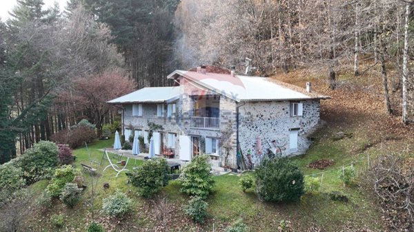 casale in vendita a Netro in zona Bossola