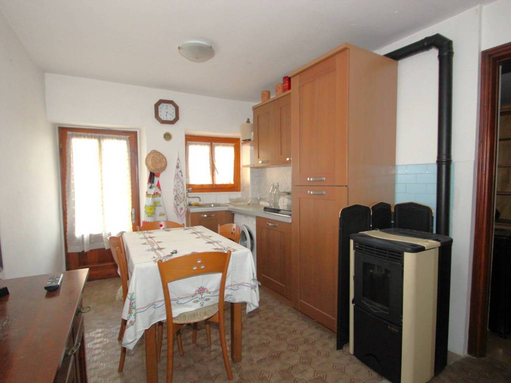 appartamento in vendita a Netro