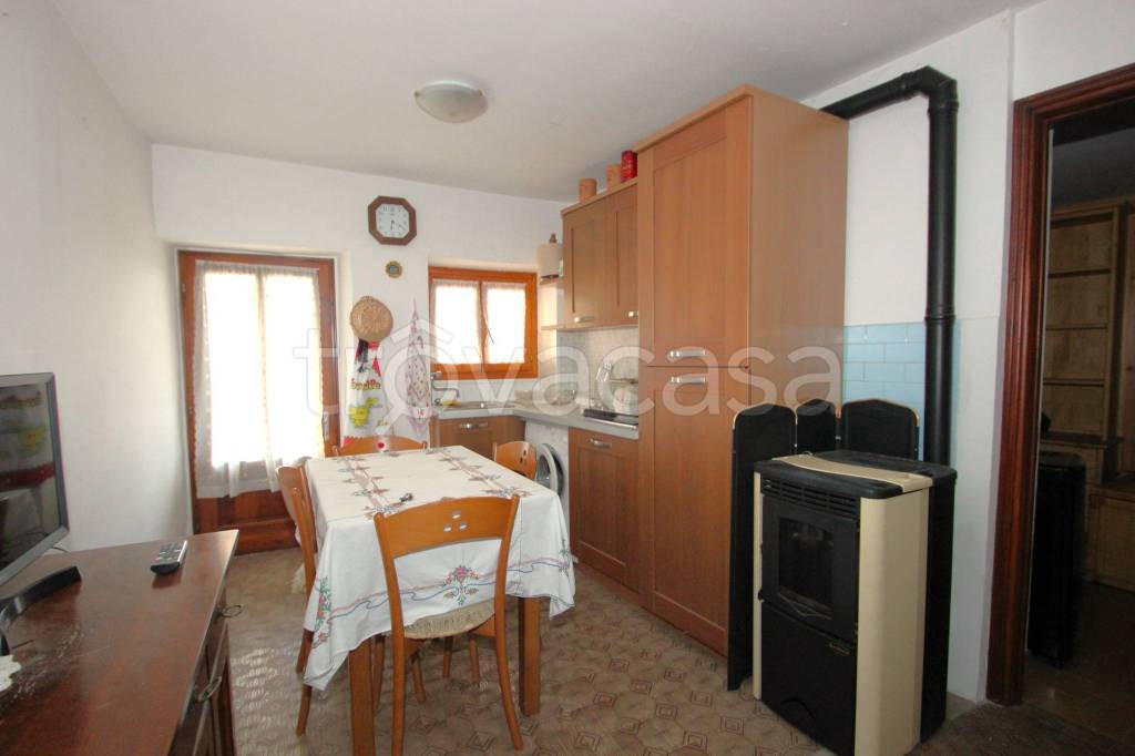 appartamento in vendita a Netro