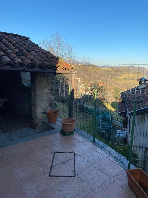 appartamento in vendita a Netro