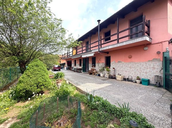 casa indipendente in vendita a Netro in zona Colla di Netro