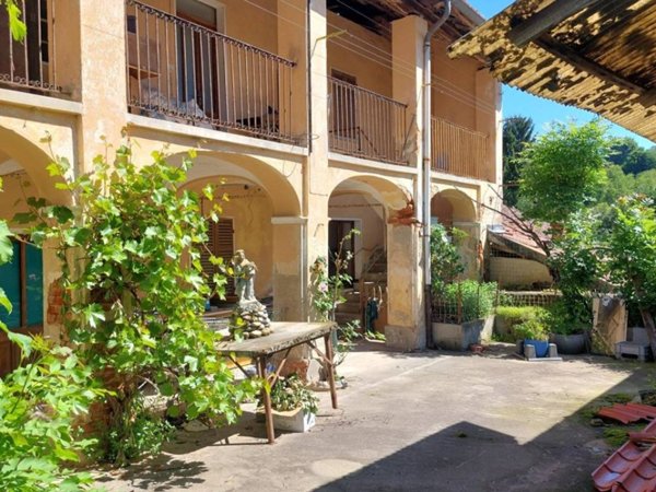 casa indipendente in vendita a Netro in zona Colla di Netro