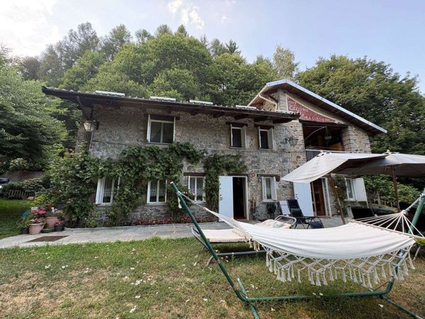 casa indipendente in vendita a Netro in zona Bossola