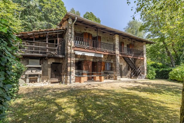 casale in vendita a Netro in zona Bossola