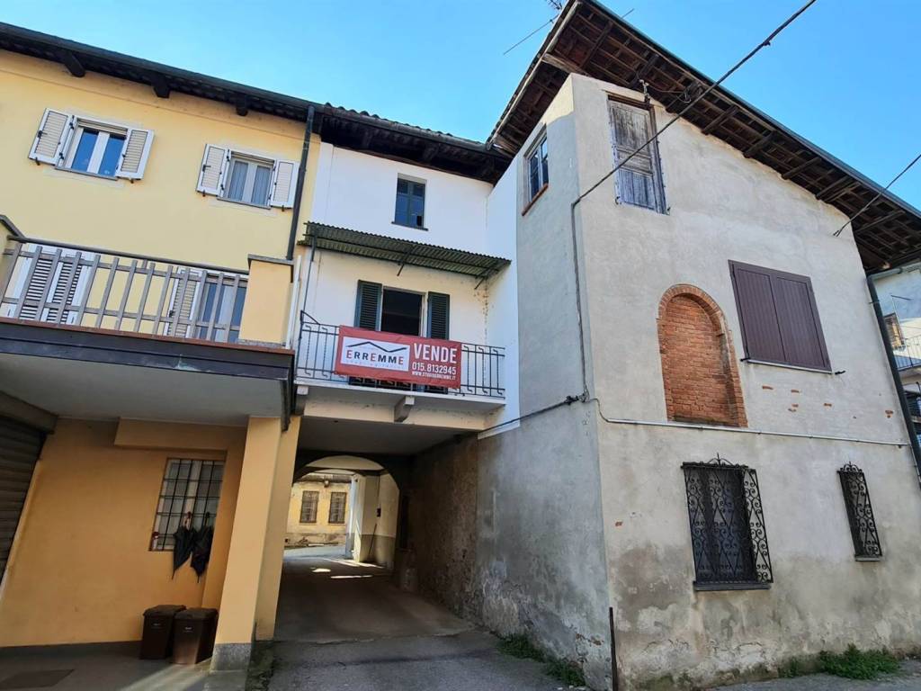 casa indipendente in vendita ad Occhieppo Inferiore
