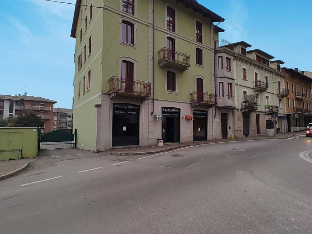 negozio in vendita ad Occhieppo Inferiore