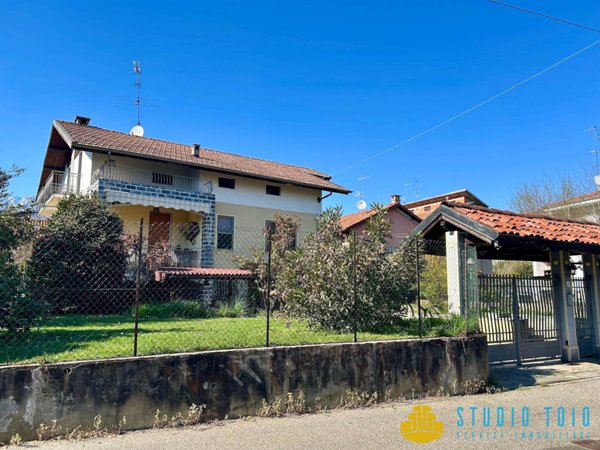 casa indipendente in vendita ad Occhieppo Inferiore