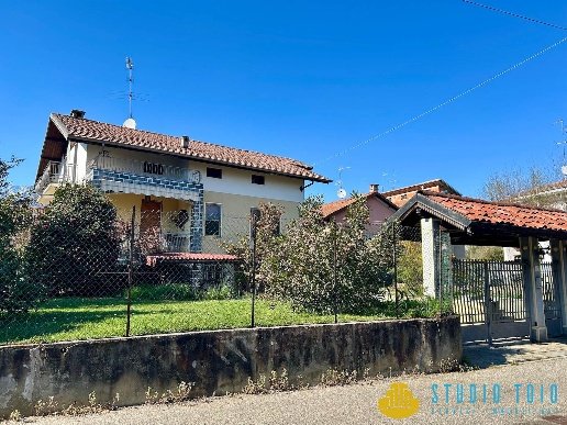 casa indipendente in vendita ad Occhieppo Inferiore