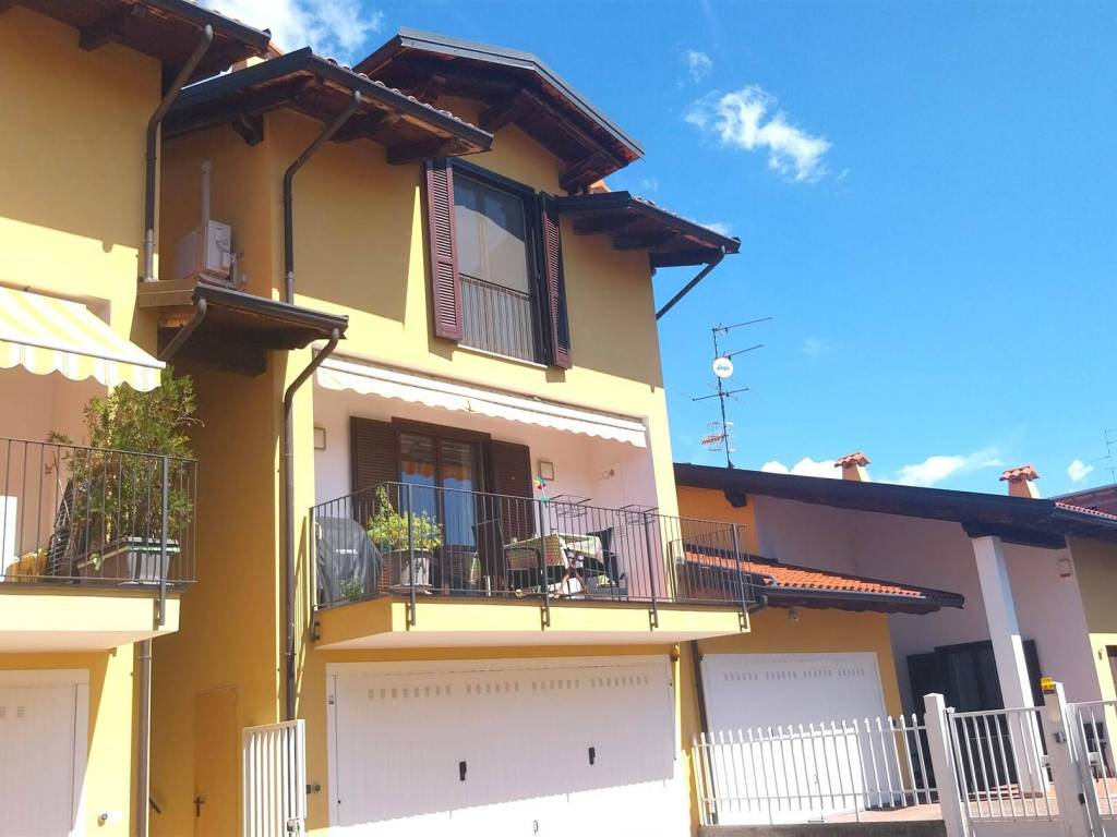 casa indipendente in vendita ad Occhieppo Inferiore