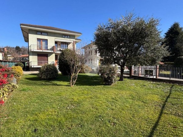 casa indipendente in vendita ad Occhieppo Superiore in zona Villa