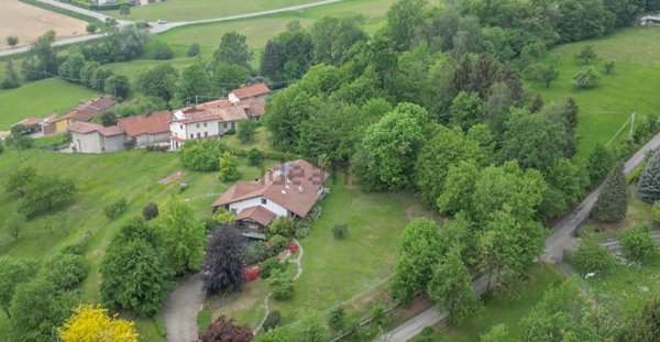 casa indipendente in vendita ad Occhieppo Superiore in zona Villa