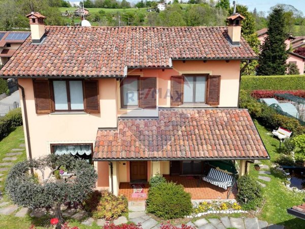 casa indipendente in vendita ad Occhieppo Superiore in zona Villa