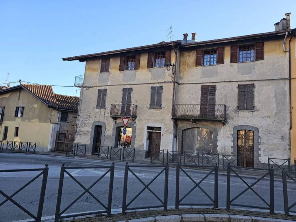 intera palazzina in vendita ad Occhieppo Superiore