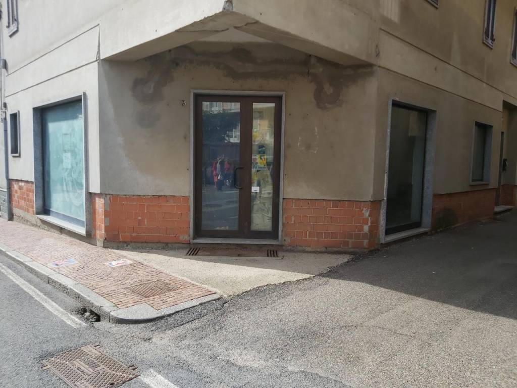 negozio in vendita ad Occhieppo Superiore