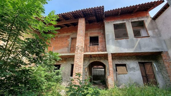 casa indipendente in vendita ad Occhieppo Superiore in zona Villa