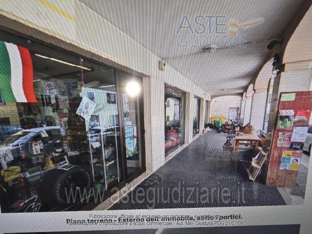 negozio in vendita ad Occhieppo Superiore