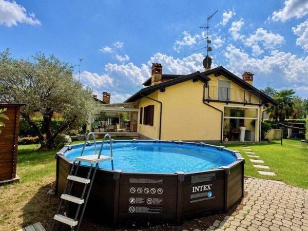 casa indipendente in vendita ad Occhieppo Superiore in zona Villa