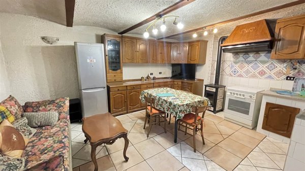 casa indipendente in vendita ad Occhieppo Superiore in zona Villa