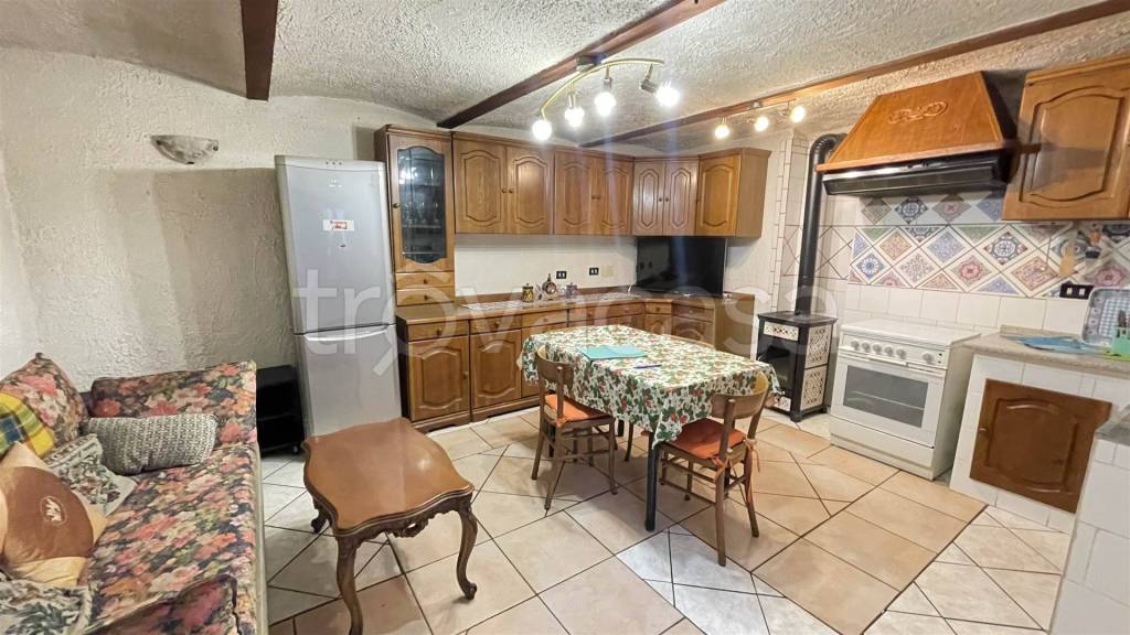 casa indipendente in vendita ad Occhieppo Superiore in zona Villa
