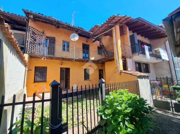 casa indipendente in vendita ad Occhieppo Superiore in zona Villa