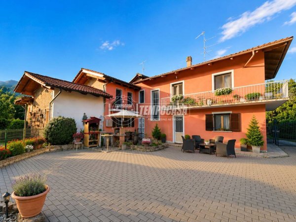 casa indipendente in vendita ad Occhieppo Superiore in zona Villa