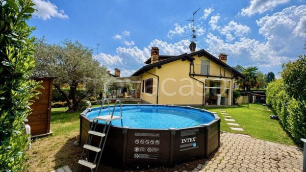 casa indipendente in vendita ad Occhieppo Superiore in zona Villa