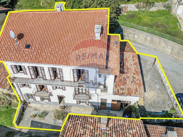 casa indipendente in vendita a Pettinengo