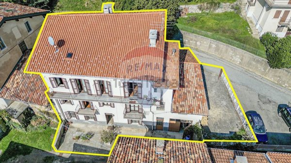 casa indipendente in vendita a Pettinengo