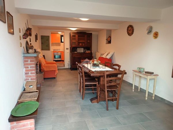 casa indipendente in vendita a Pettinengo