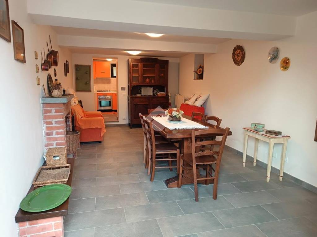 casa indipendente in vendita a Pettinengo