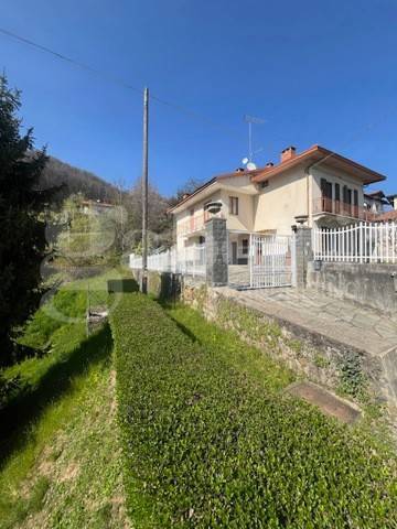 casa indipendente in vendita a Pettinengo