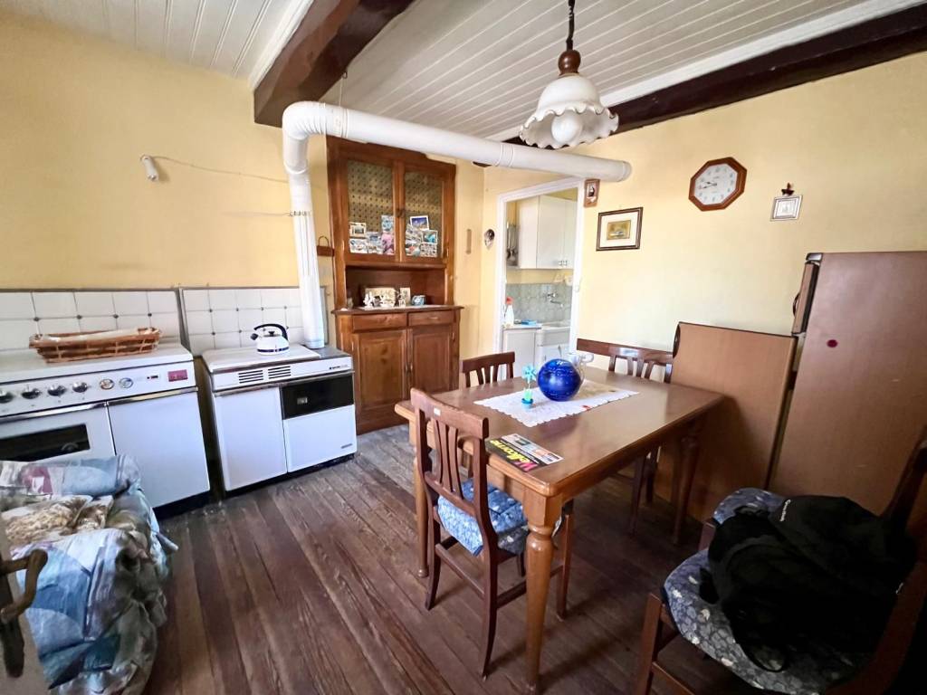 casa indipendente in vendita a Pettinengo