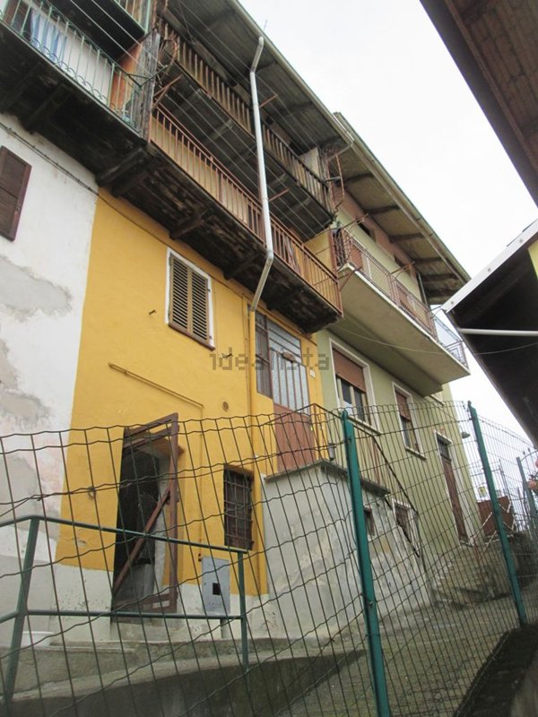 casa indipendente in vendita a Pettinengo