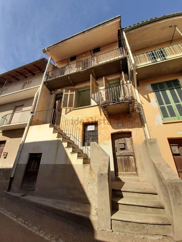 casa indipendente in vendita a Pettinengo