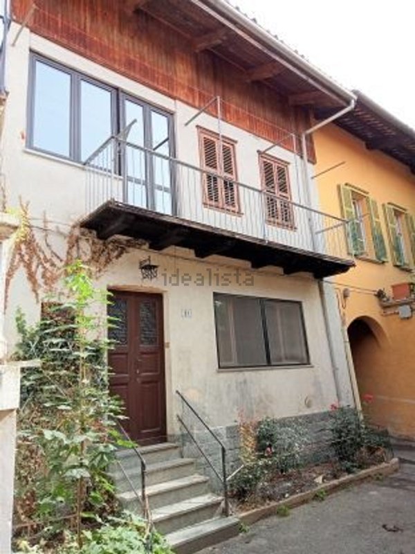 casa indipendente in vendita a Pollone