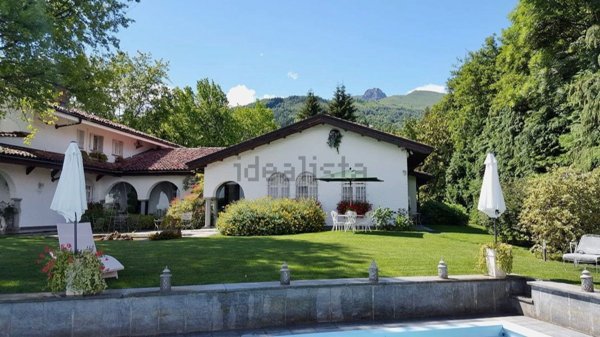 casa indipendente in vendita a Pollone