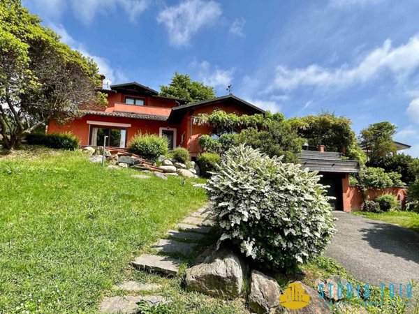 casa indipendente in vendita a Pollone