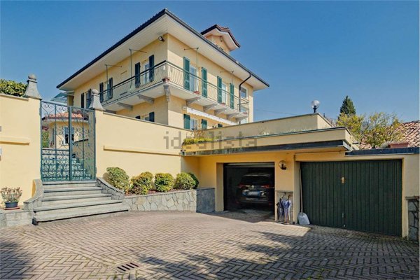 casa indipendente in vendita a Pollone