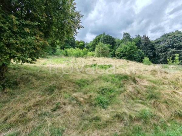 terreno edificabile in vendita a Pollone