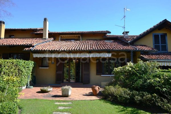 casa indipendente in vendita a Pollone