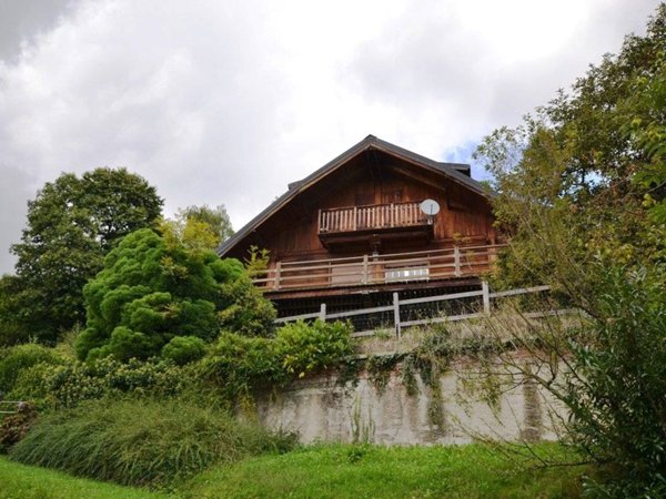 casa indipendente in vendita a Pollone